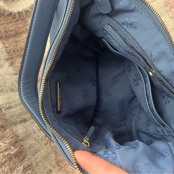 Tory Burch hobo bag - Picture 3 of 7